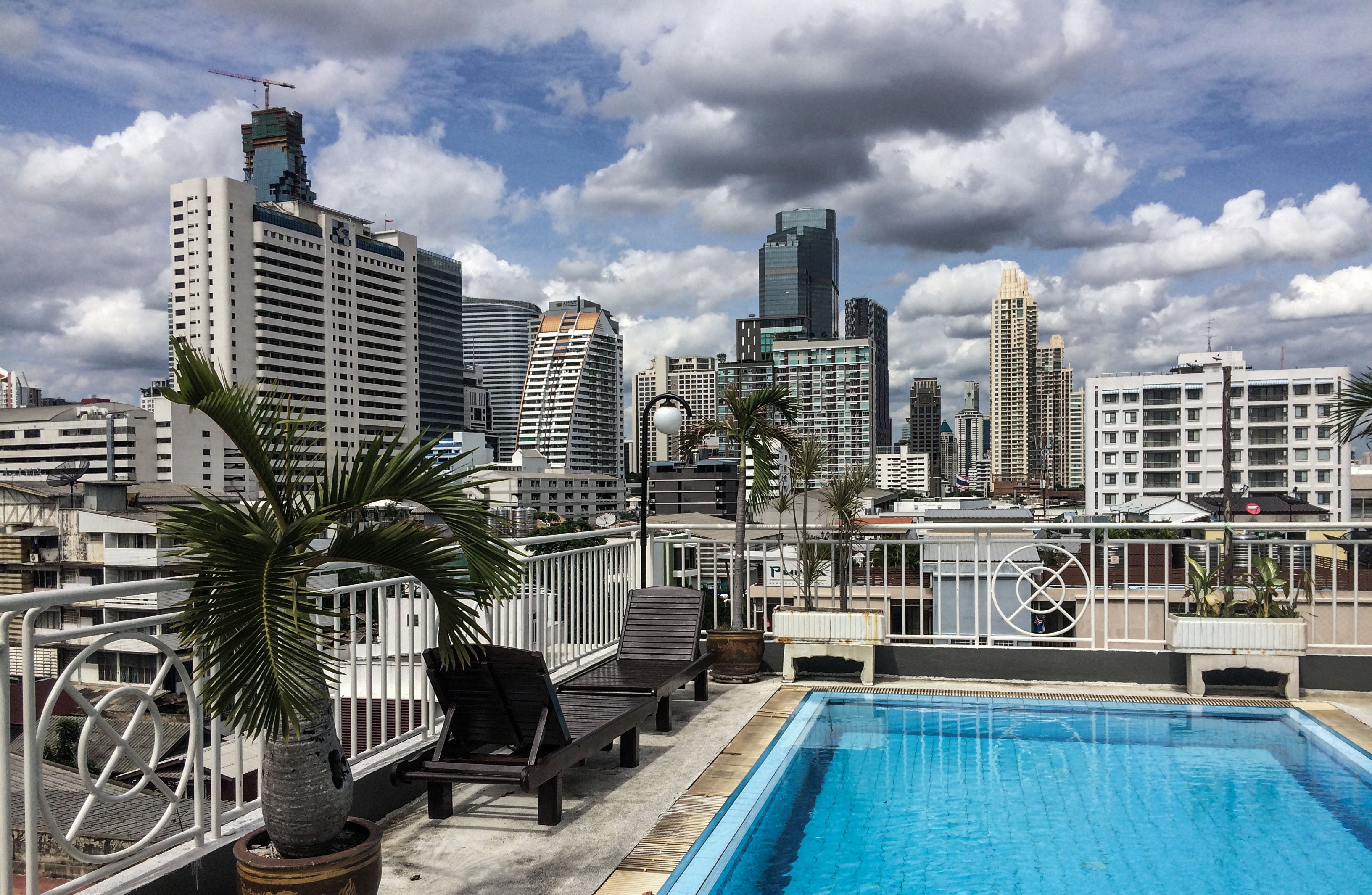 Bangkok_rooftop.jpg