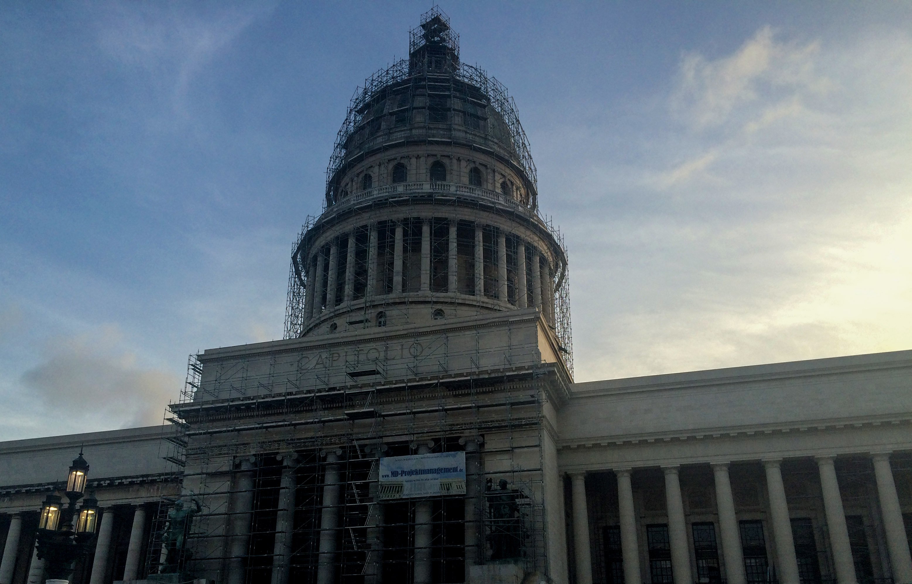 Kuba_capitolio.jpg
