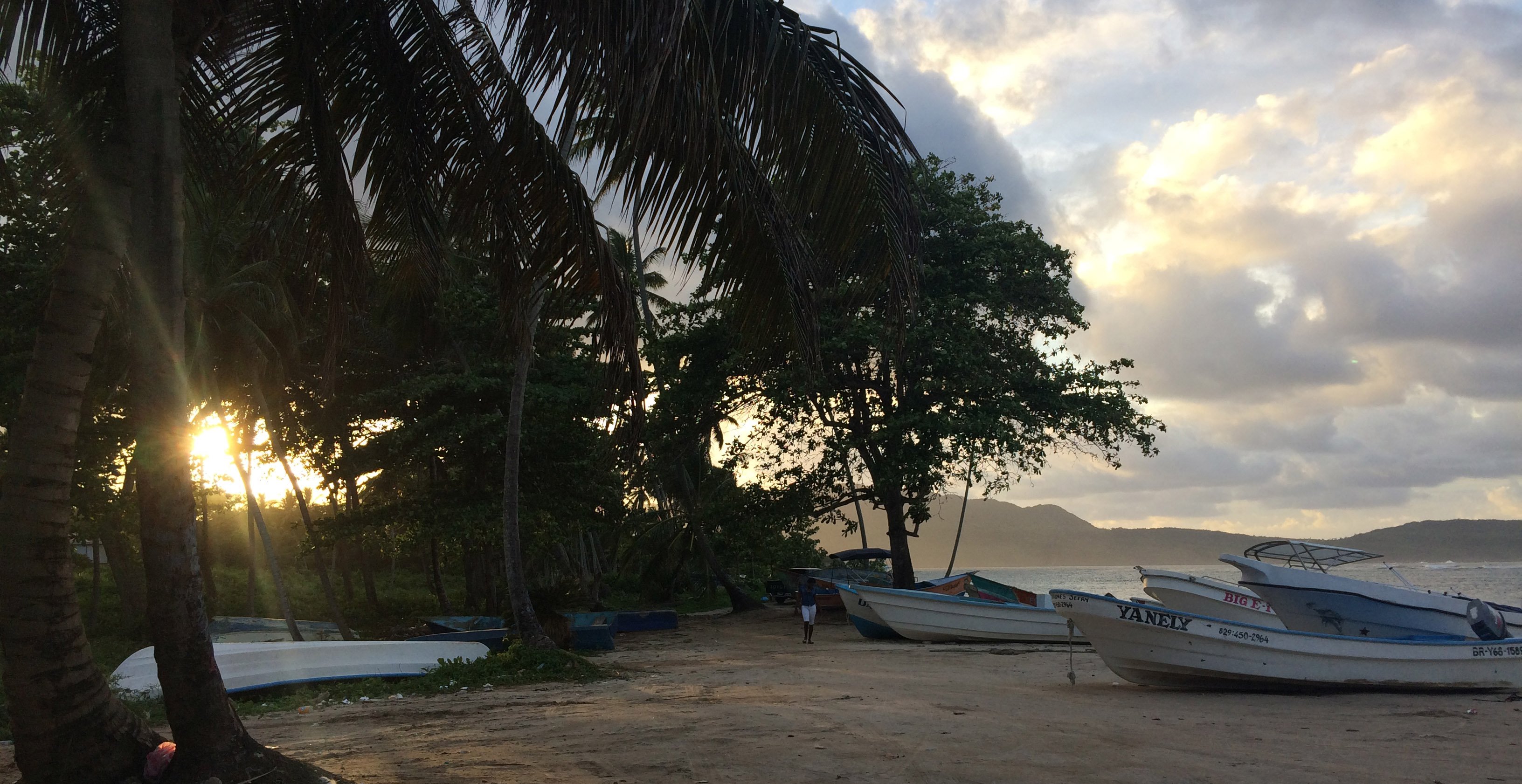 Samana_boat.jpg