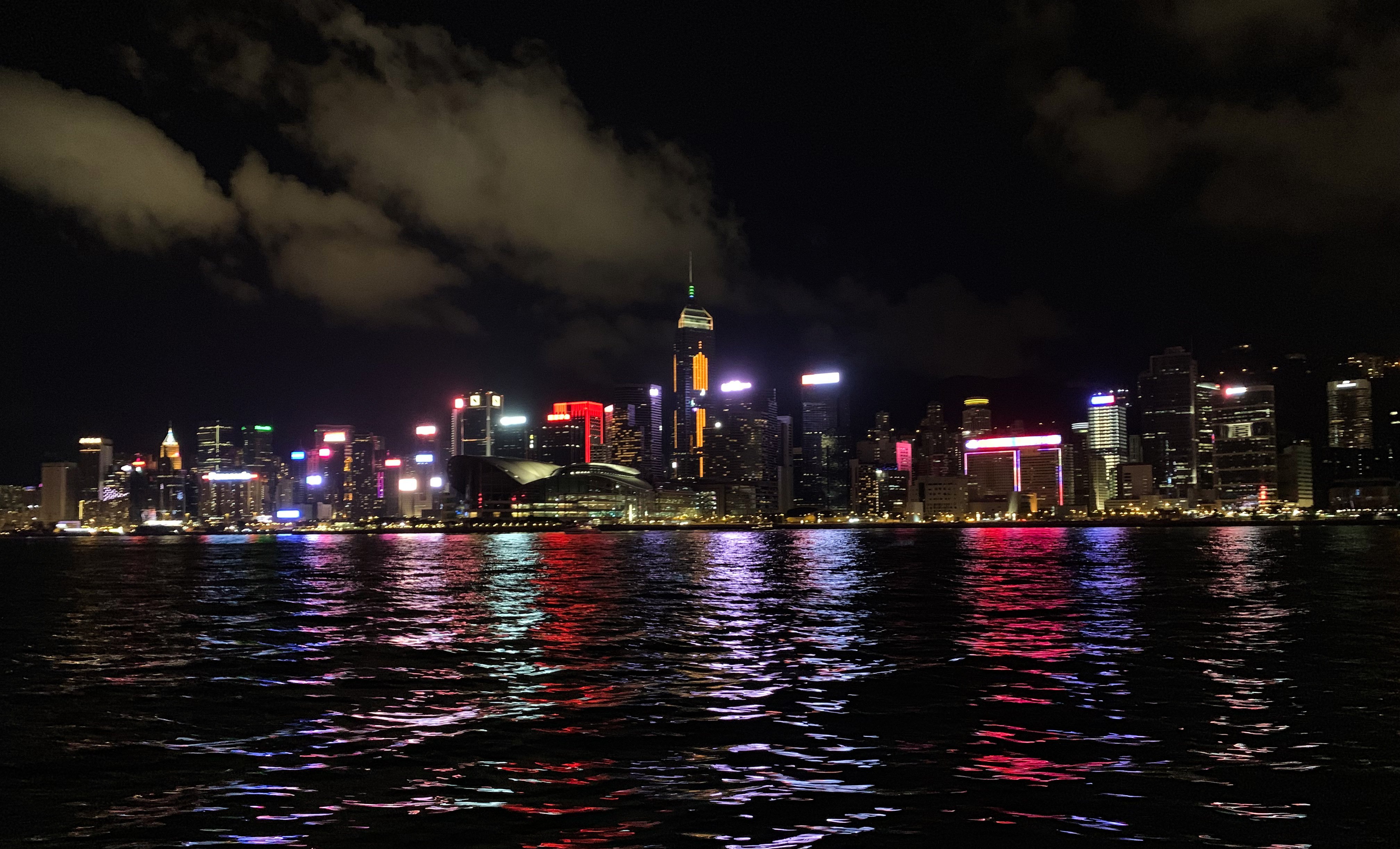 hongkong_ferry3.jpg