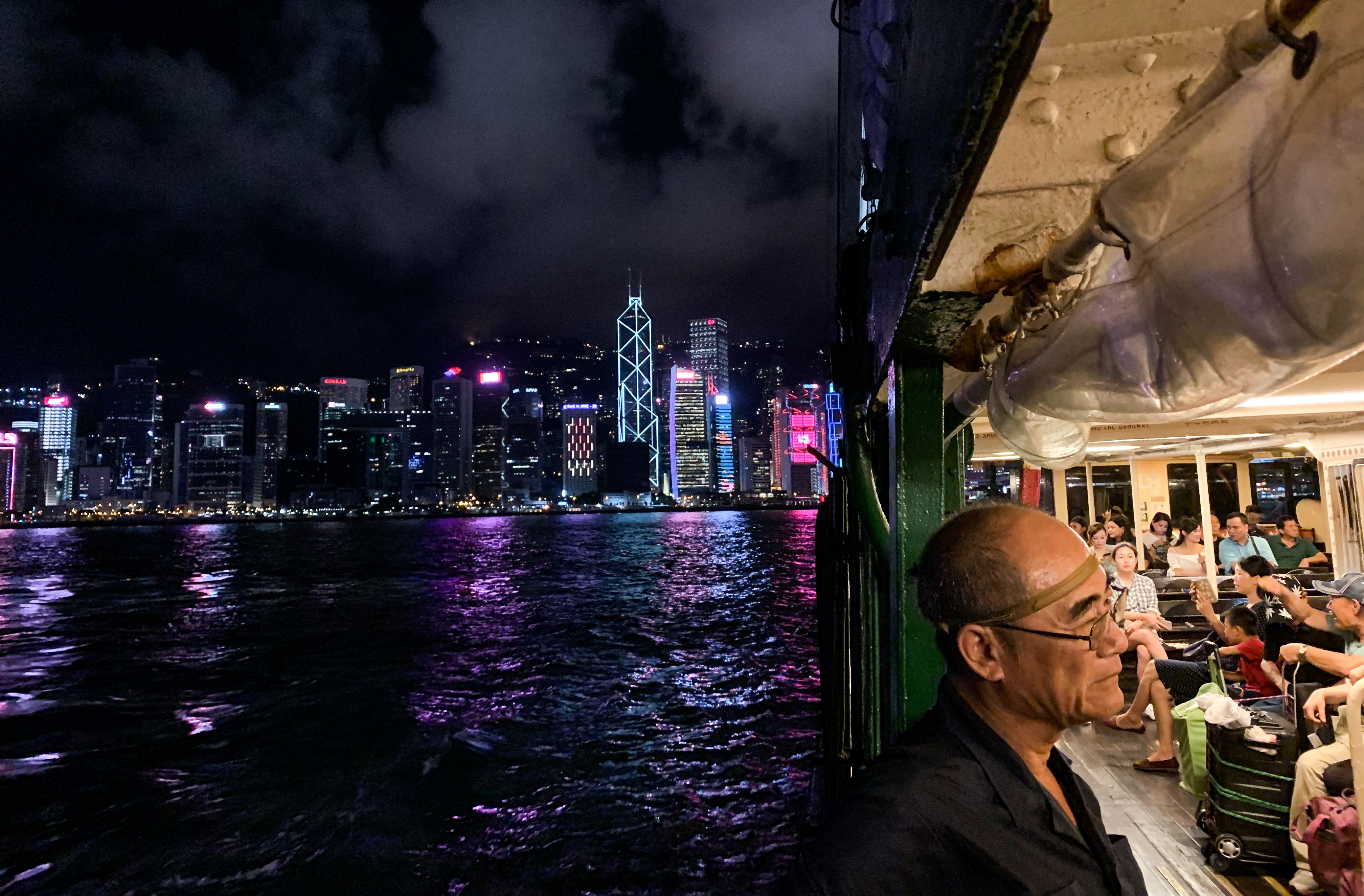 hongkong_ferry4.jpg