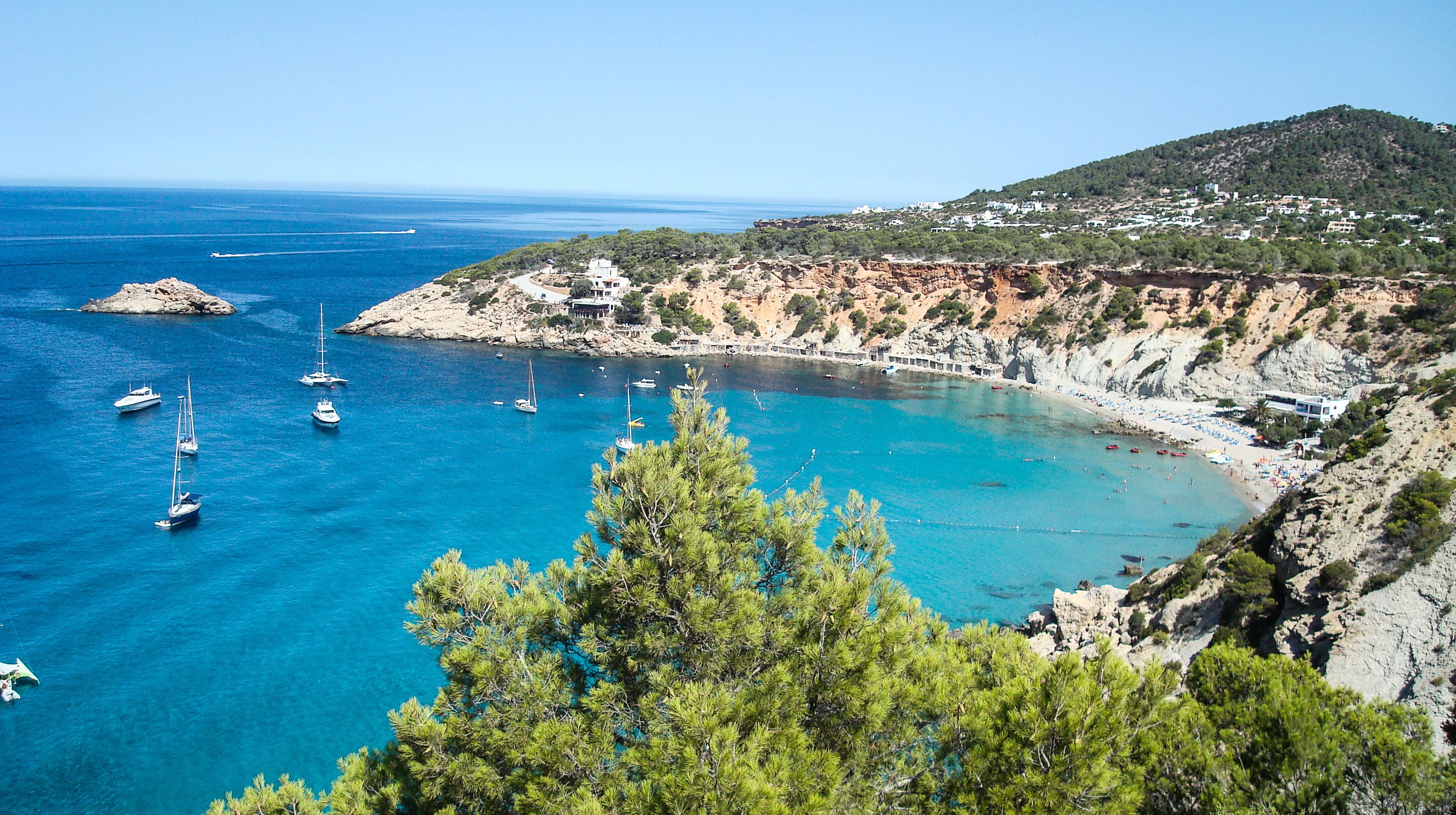 ibiza_bay.jpg