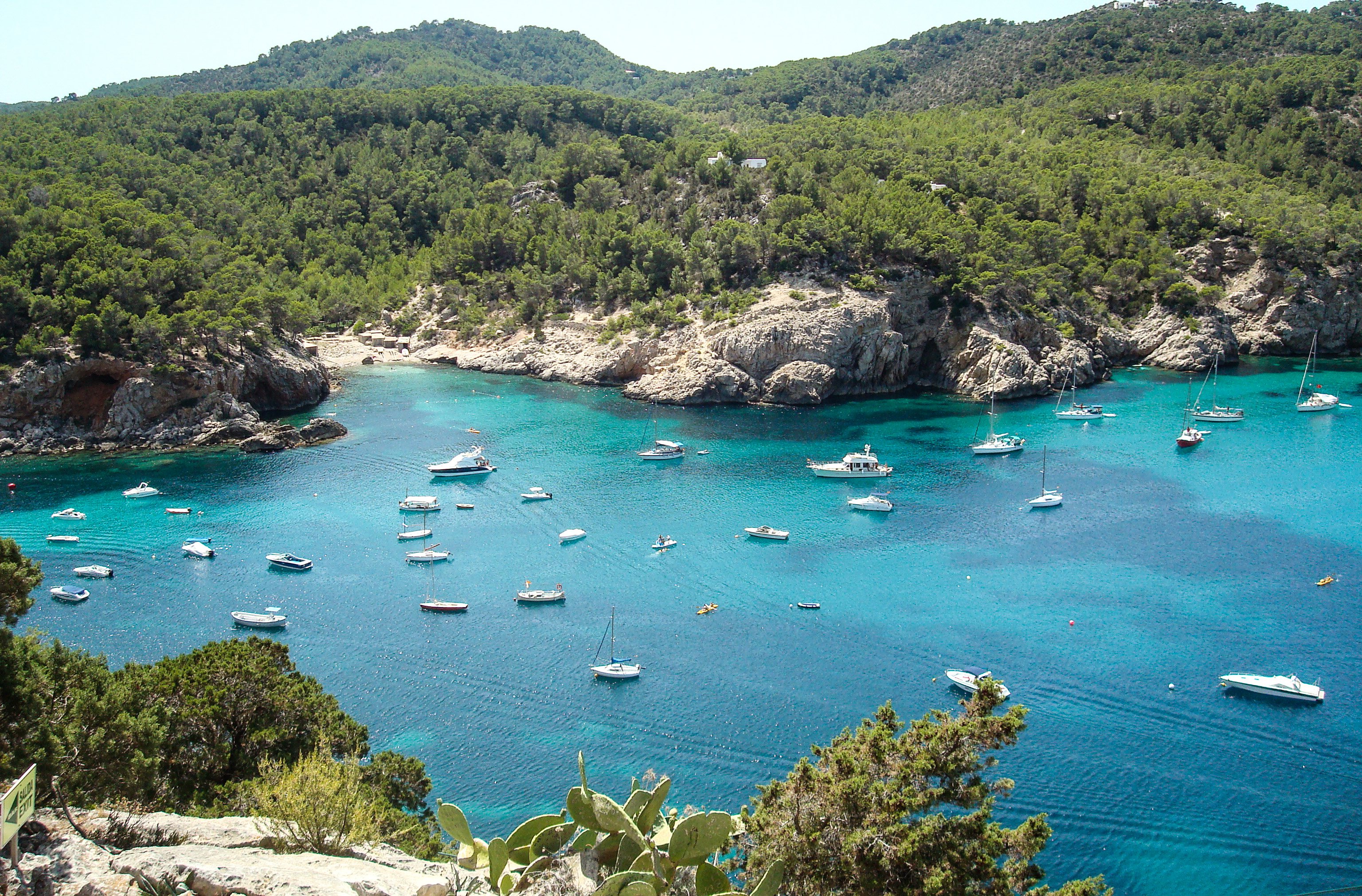 ibiza_bay6.jpg
